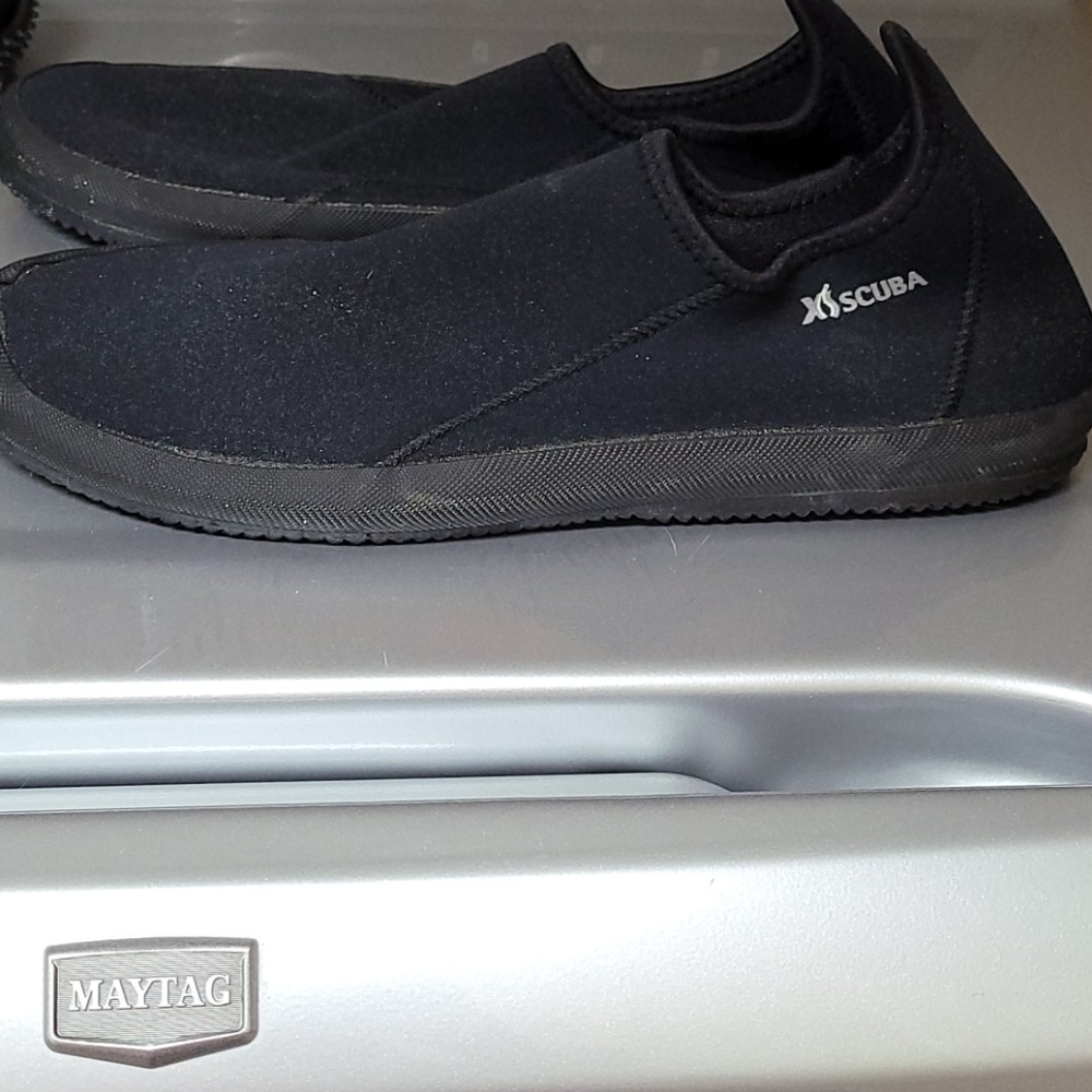 Mens scuba shoes bundle  (2 pairs)
